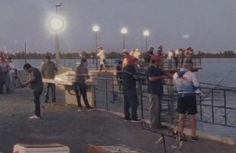 Imagen de Torneo Nocturno de Pesca en el Rowing Club.