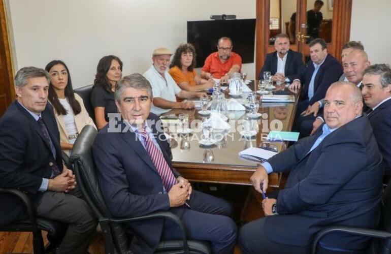 Imagen de Paritaria: la Provincia ratificó su posición de actualizar salarios de acuerdo al ingreso de recursos