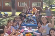 Imagen de Los chicos/as de la Colonia de Libertad, realizaron m&aacute;scaras para el Carnaval.