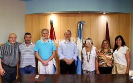 Imagen de Daniel Tonelli se reuni&oacute; con la comisi&oacute;n del Centro Comercial