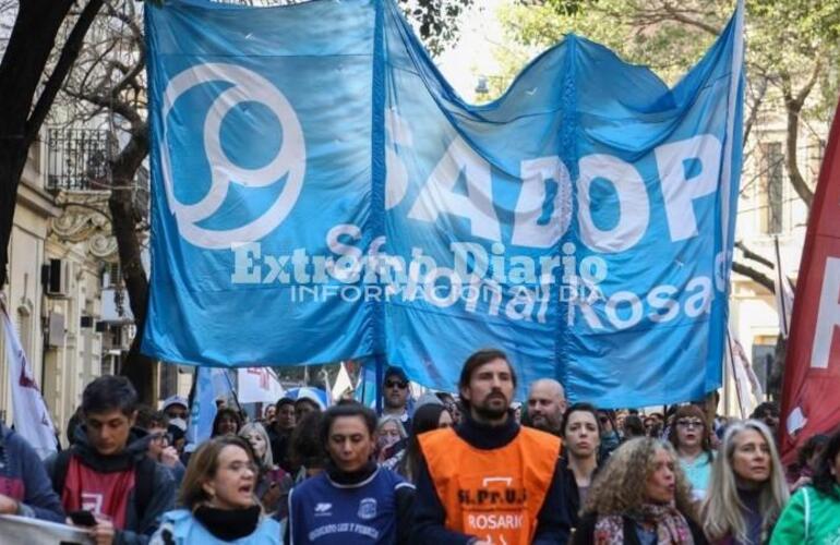 Imagen de El gobierno de Santa Fe anunci&oacute; que pagar&aacute; un 14% de aumento por la paritaria 2023