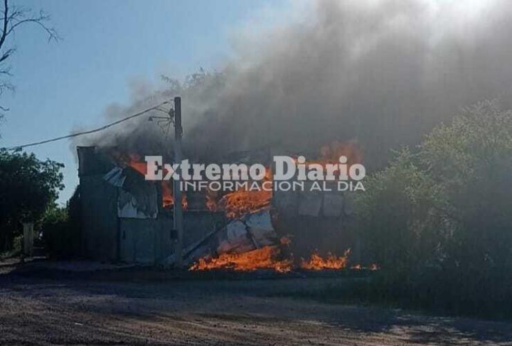 Imagen de Fighiera: Incendio en un frigorífico de pescados