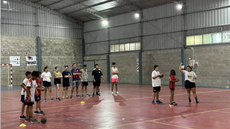 Imagen de Cl&iacute;nica de Capacitaci&oacute;n de Iniciaci&oacute;n al Handball en Talleres.