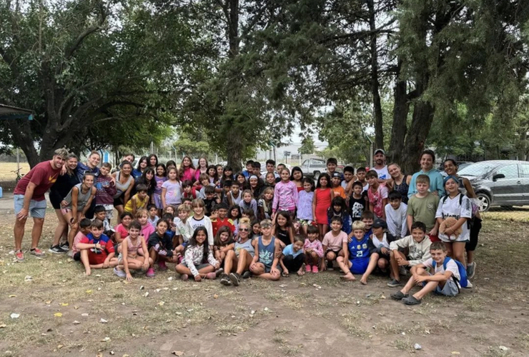 Imagen de La Colonia de Vacaciones de Libertad de General Lagos realizó un Campamento de cierre de temporada.