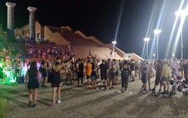 Imagen de Desactivan una fiesta electr&oacute;nica sin autorizaci&oacute;n con mil personas en el Parque Espa&ntilde;a