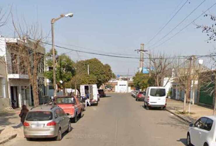 El hecho fue en calle Mitre al 100. Foto: Captura pantalla Google Maps