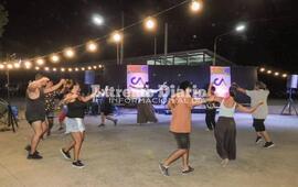 Imagen de Alvear: Noches de verano en la plaza San Mart&iacute;n