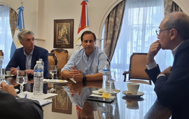 Imagen de Ferri se reuni&oacute; con integrantes de la Bolsa de Comercio.