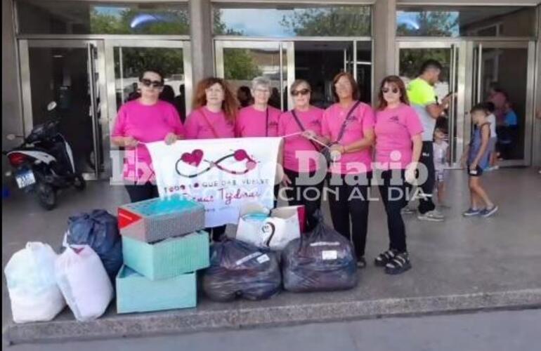 Imagen de Las Reinas Tejedoras visitaron el Hospital Eva Perón en Granadero Baigorria