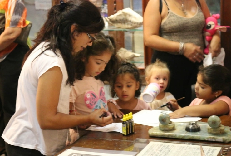 Imagen de Escribiendo la historia de PUÑO y LETRA, un éxito en el Museo