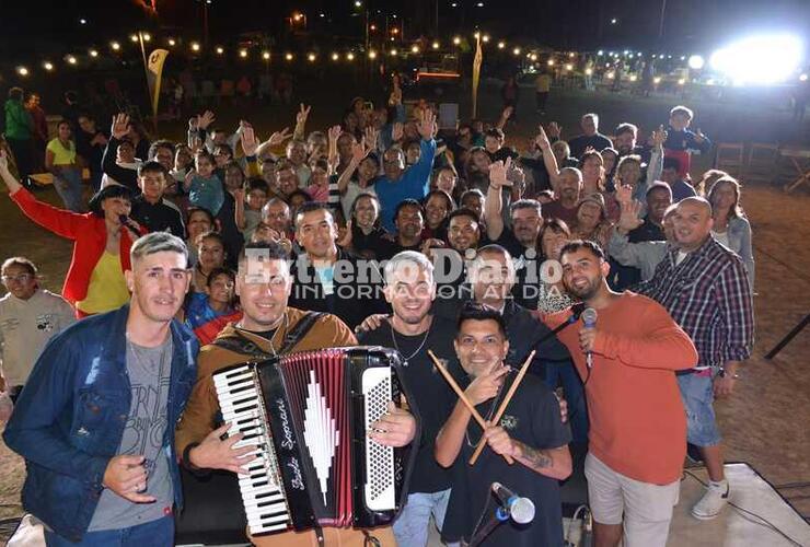 Imagen de Alvear: Noches de verano en el barrio La Rana - Eco Pueblo