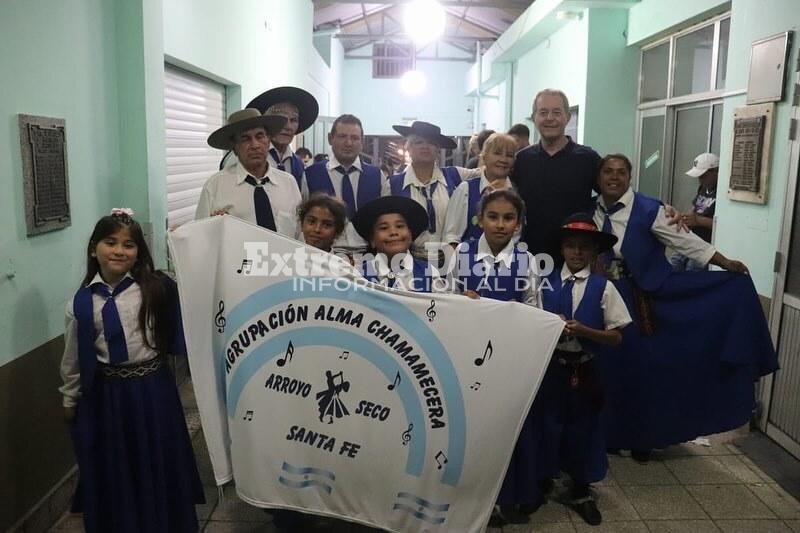 Imagen de Daniel Tonelli estuvo presente en la pe&ntilde;a folkl&oacute;rica �La juntada� en el Centro de Jubilados