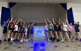 Imagen de El pat&iacute;n de A.S.A.C. con nuevo entrenador y clases renovadas.