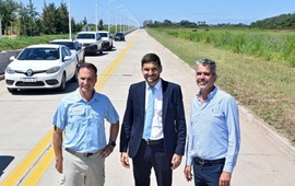 Imagen de Pullaro habilit&oacute; obras viales y supervis&oacute; tareas en marcha en Villa Constituci&oacute;n