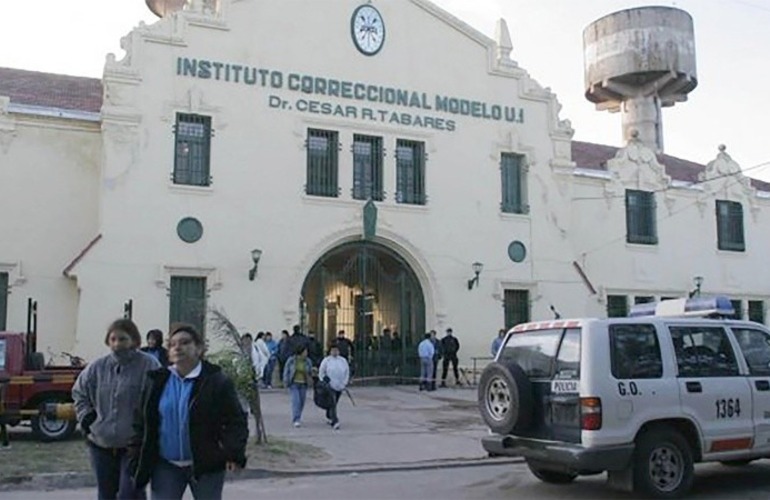 Imagen de Un preso de Coronda fue imputado por extorsionar a su vecino para que le entregue medio mill&oacute;n de pesos