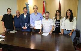 Imagen de Firma de convenio del Plan Incluir por $41.000.000 para la instalaci&oacute;n de luminaria led