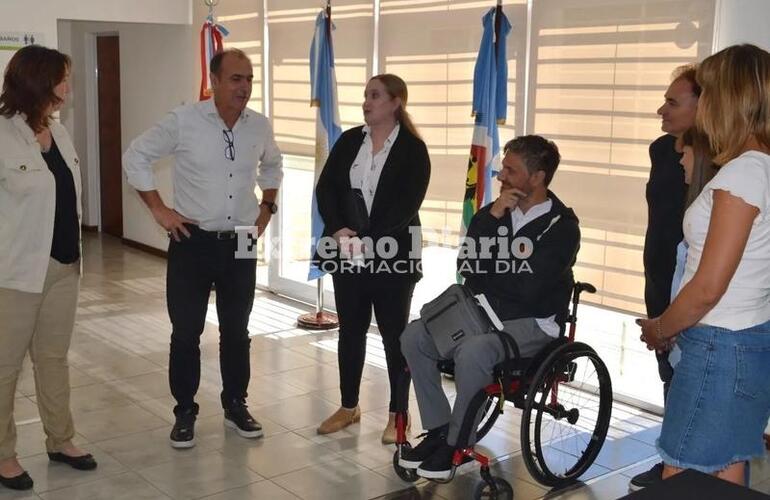 Imagen de Alvear: Encuentro entre autoridades locales y provinciales para fortalecer la acci&oacute;n comunitaria