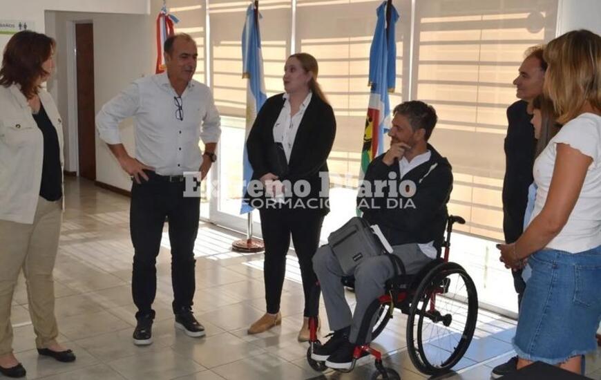 Imagen de Alvear: Encuentro entre autoridades locales y provinciales para fortalecer la acci&oacute;n comunitaria