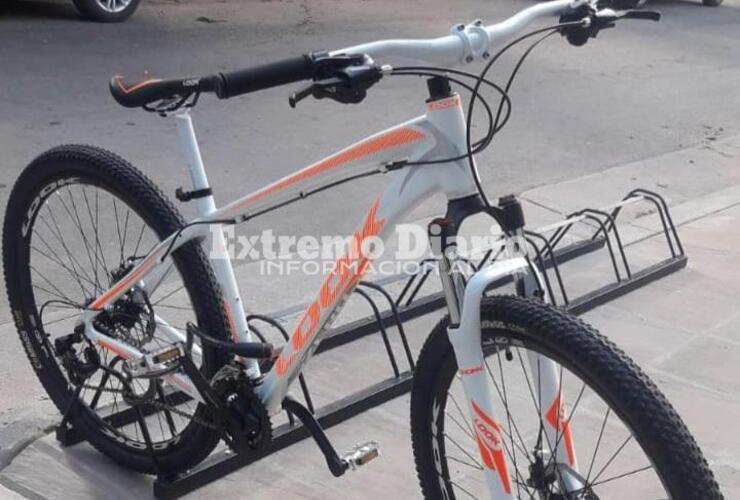 Imagen de Saltaron las rejas y le robaron la bicicleta