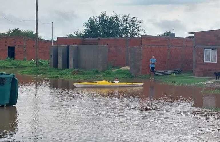 Imagen de Familias autoevacuadas, multiplicidad de reclamos y sensaci&oacute;n de angustia