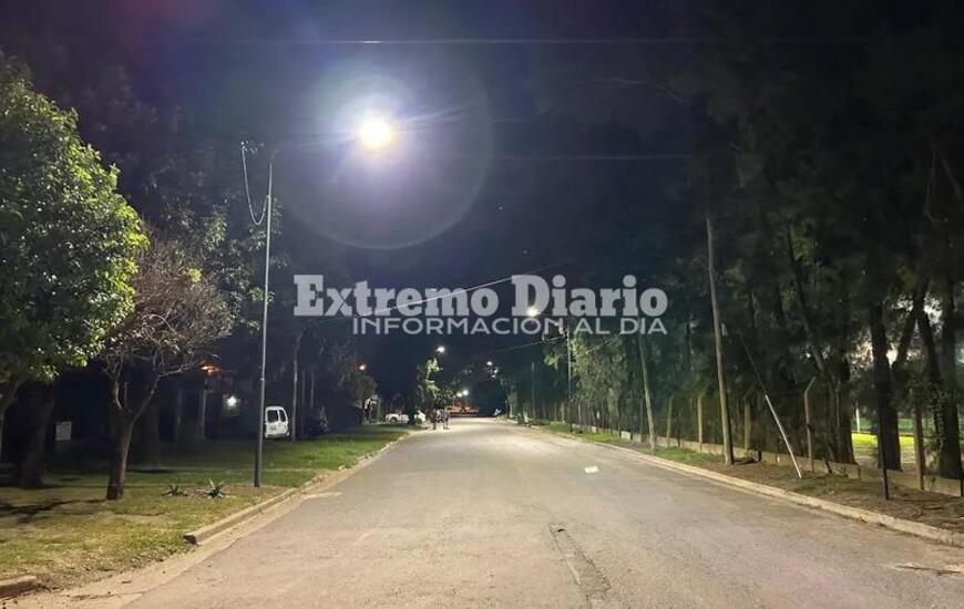 Imagen de Arroyo Seco: Colocaci&oacute;n de luminaria led en zona oeste
