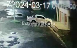 Imagen de Llegaron en una camioneta robada y saquearon el Supermercado El &Aacute;ngel