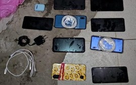 En el esc&aacute;ner fueron detectados los aparatos electr&oacute;nicos que pretend&iacute;a pasar el empleado.
