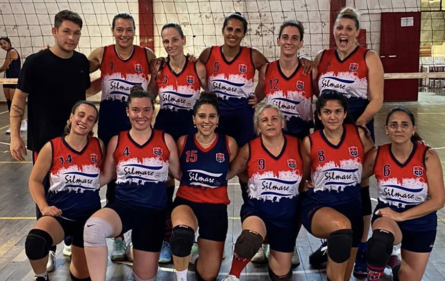 Imagen de El Maxi V&oacute;ley Femenino de Talleres fue 'Campe&oacute;n' en Casilda.