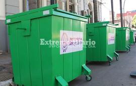 Imagen de Presentaron cinco nuevos contenedores para residuos domiciliarios