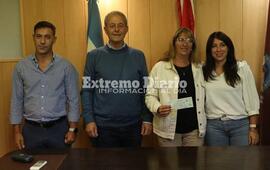 Imagen de Entrega econ&oacute;mica al Merendero �Deo y Corazones Solidarios