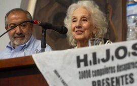 Imagen de Estela de Carlotto denunci&oacute; que tiene el tel&eacute;fono intervenido