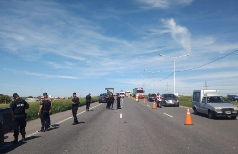 Los ocupantes de la moto fueron derivados a distintos hospitales. (PSF)