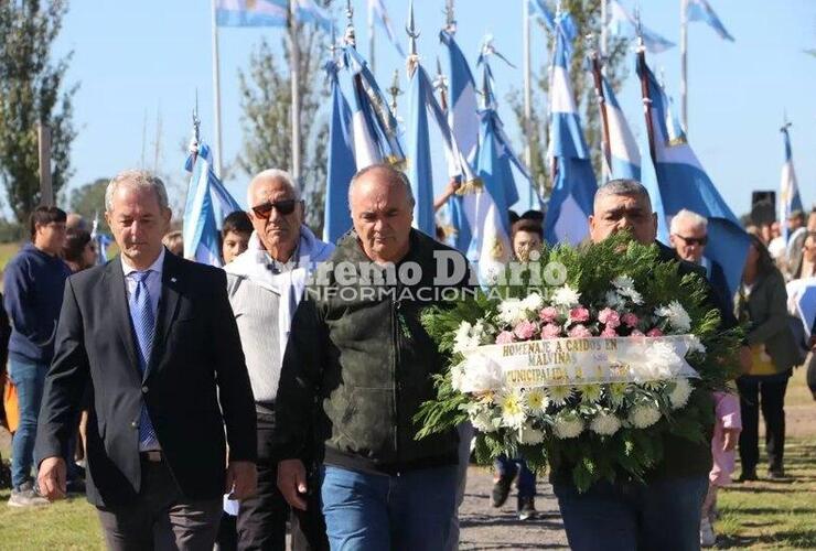 Imagen de Emocionante jornada por el Día del Veterano y de los Caídos en la guerra de Malvinas