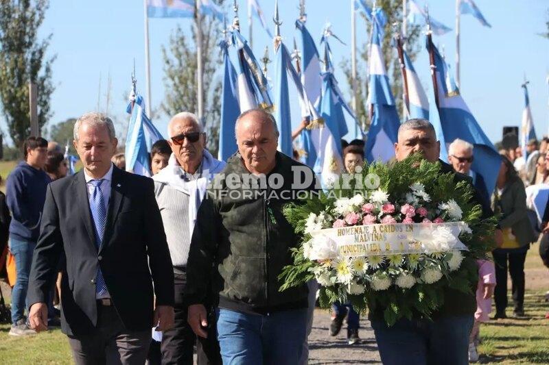 Imagen de Emocionante jornada por el D&iacute;a del Veterano y de los Ca&iacute;dos en la guerra de Malvinas