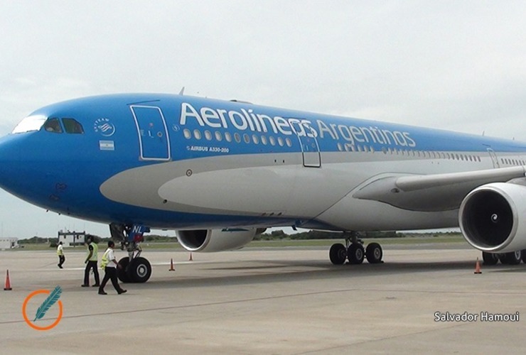 Imagen de Aerolíneas Argentinas transportó cerca de 300 mil pasajeros en el feriado XL