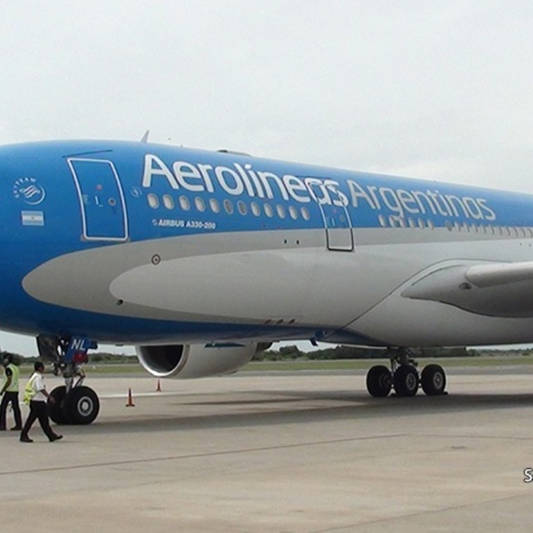 Imagen de Aerolíneas Argentinas transportó cerca de 300 mil pasajeros en el feriado XL