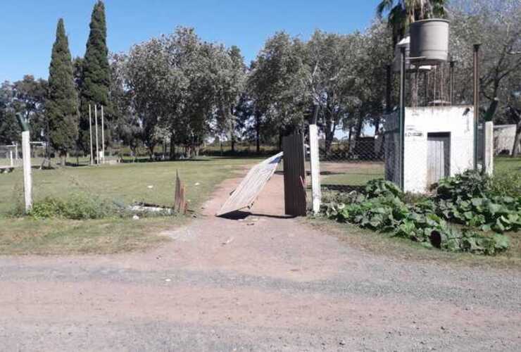 Imagen de Robo y vandalismo en el predio que Amigos de la Estación tiene en el Barrio Bote Club