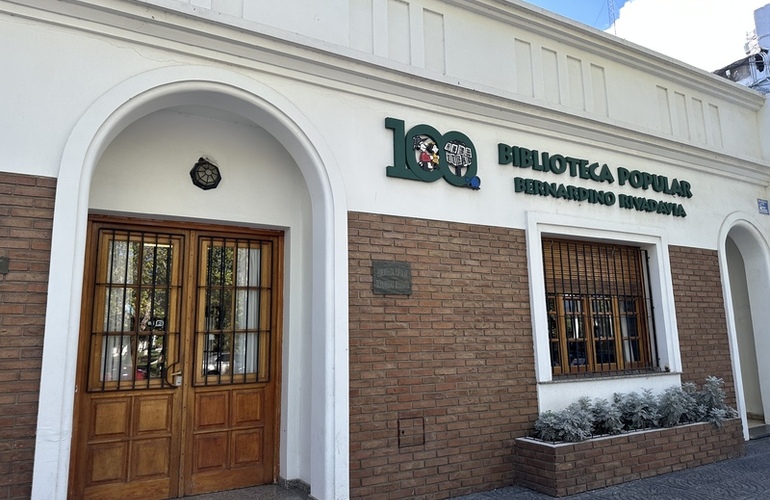 Imagen de Este a&ntilde;o, la Biblioteca Popular 'Bernardino Rivadavia', no viajar&aacute; a la Feria del Libro.