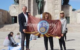 Imagen de Abrigando Patria: Las Reinas Tejedoras cerraron el proyecto en el Monumento