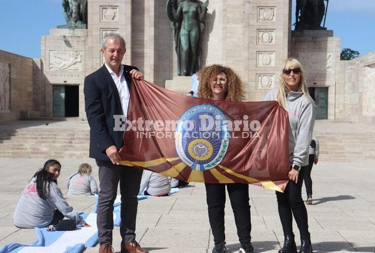 Imagen de Abrigando Patria: Las Reinas Tejedoras cerraron el proyecto en el Monumento