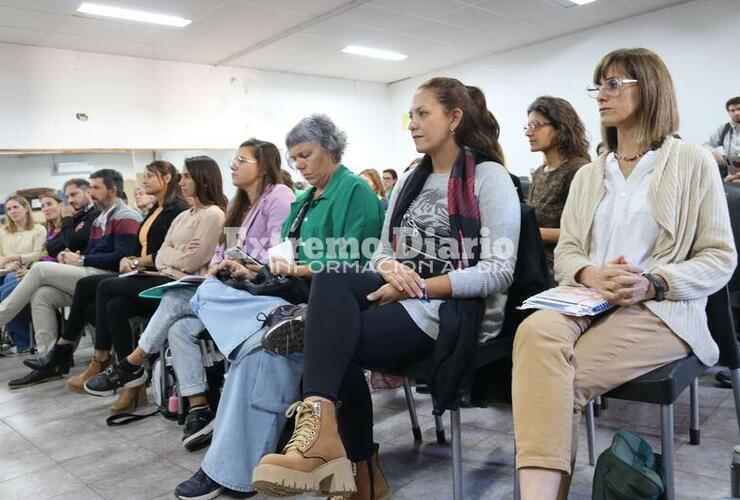 Imagen de Arroyo Seco: Capacitación en salud mental para funcionarios y empleados públicos