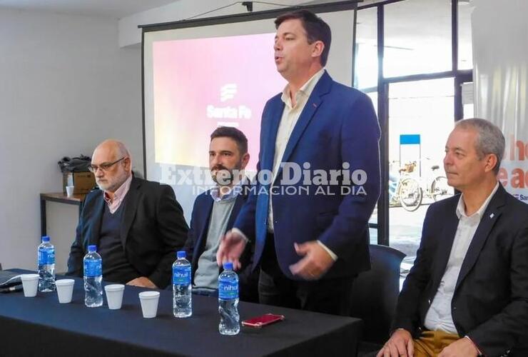 Imagen de Representantes de Alvear participaron de la capacitación en arbolado público