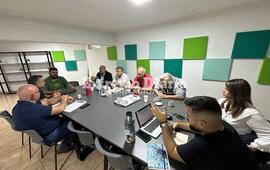 El encuentro tuvo lugar hoy en el Concejo Municipal.