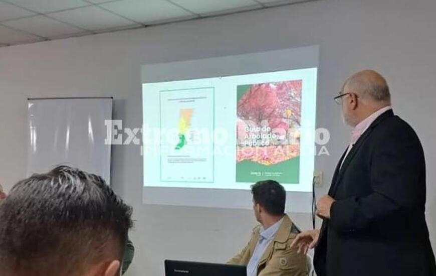 Imagen de Capacitaci&oacute;n sobre arbolado p&uacute;blico en Godoy