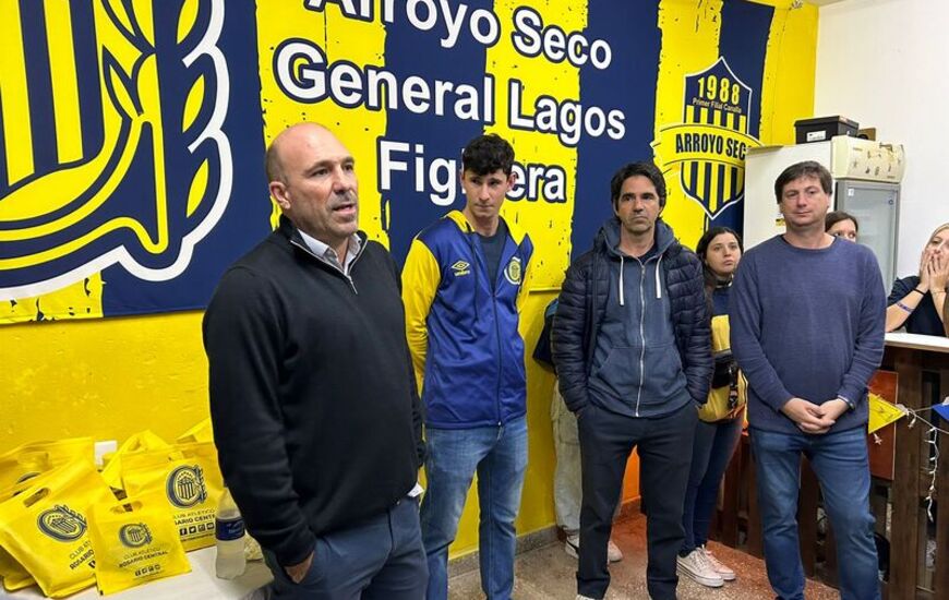 Imagen de Gonzalo Belloso, Presidente de Rosario Central, estuvo presente en la Inauguraci&oacute;n del nuevo local de la Filial 'Arroyo Seco Canalla'.