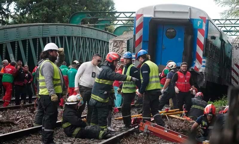 Imagen de Palermo: un tren choc&oacute; con una locomotora y hay decenas de heridos