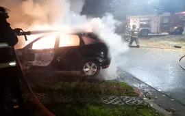 Imagen de Volvieron al ataque los quemacoches