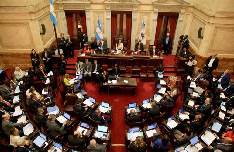 Imagen de El Senado retoma esta semana el tratamiento de la Ley Bases y el paquete fiscal en comisiones