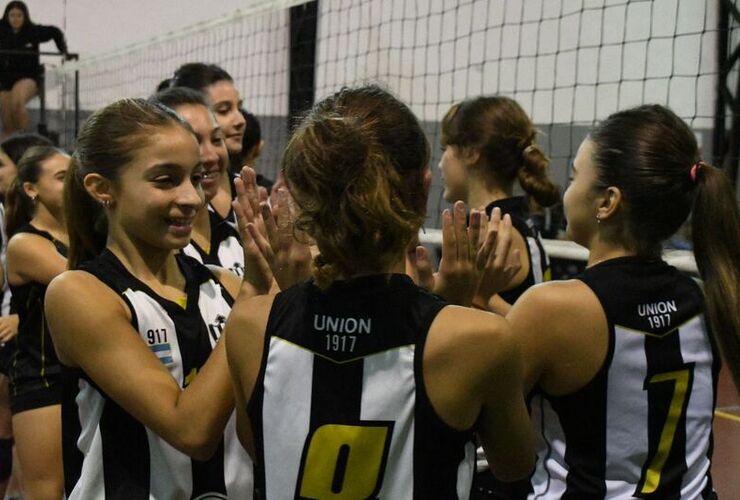 Imagen de Jugadoras de V&oacute;ley Uni&oacute;n, convocadas a Selecciones.