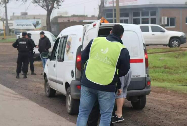 Operativo en el acceso al autopista.